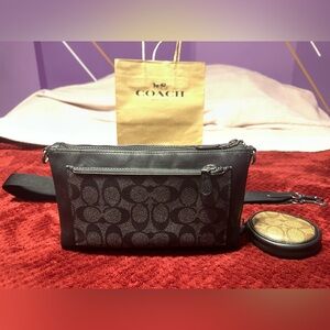 Coach Signature Holden Crossbody Bag With Adjustable Strap with Coin Pouch